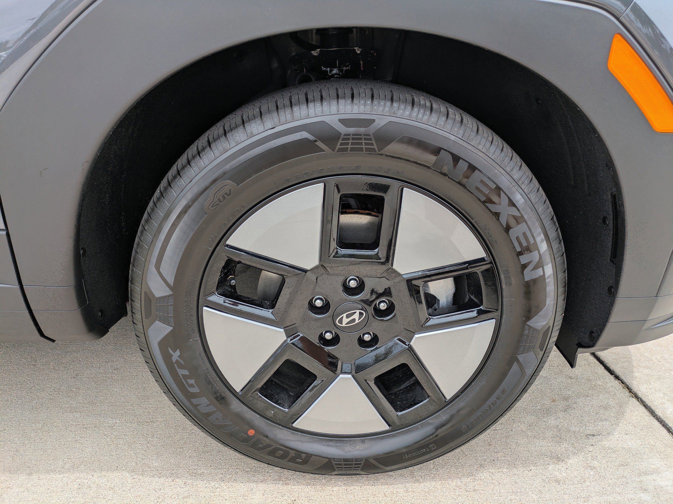 New 2026 Ecotronic Gray Hyundai SEL image 9