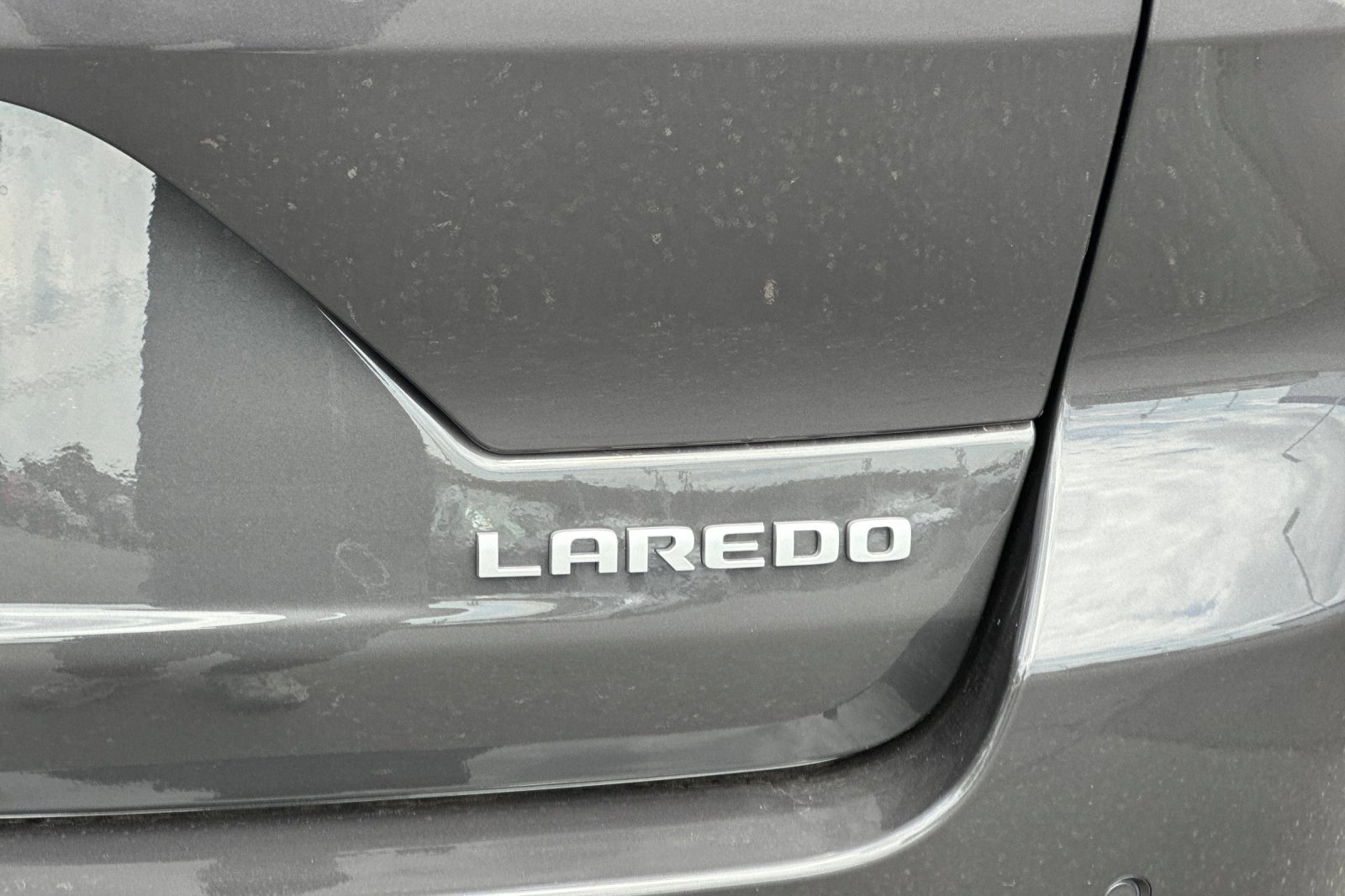 New 2026 Baltic Gray Metallic Clearcoat Jeep Laredo image 26