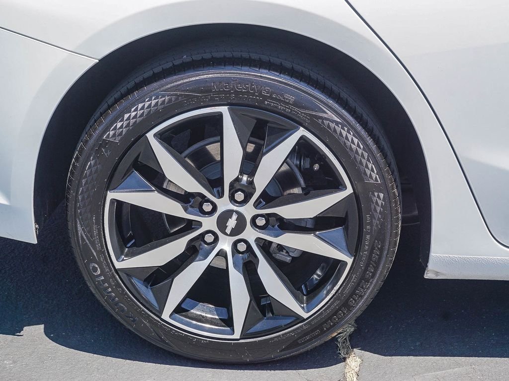Used 2017 Beige Chevrolet LT image 8