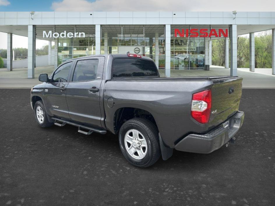 Used 2020 Magnetic Gray Metallic Toyota SR5 image 3