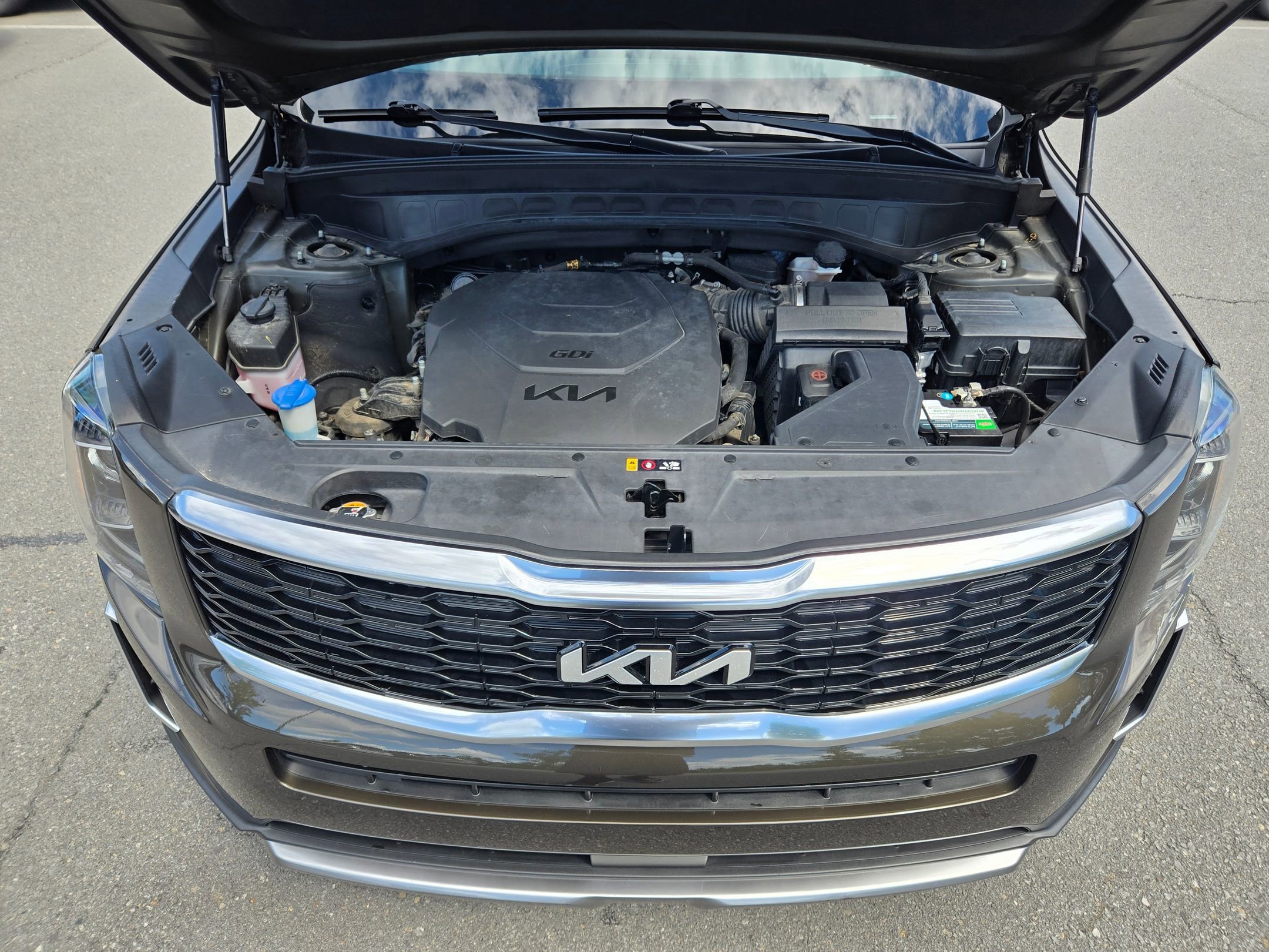 Used 2022 Dark Moss Kia EX image 32