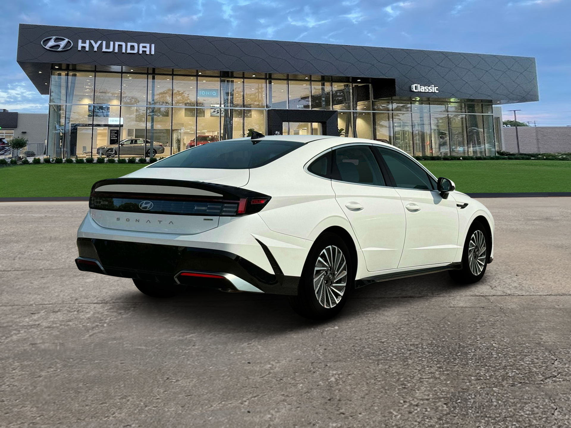 2025 Hyundai Sonata Hybrid SEL - Photo 7