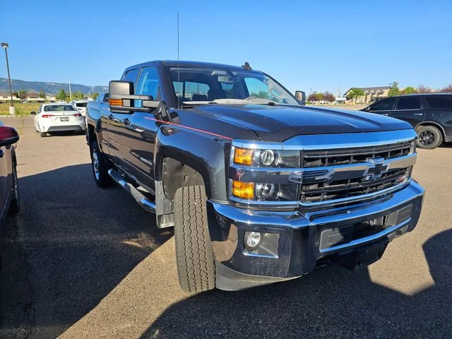 Used 2019 Graphite Metallic Chevrolet LT image 4