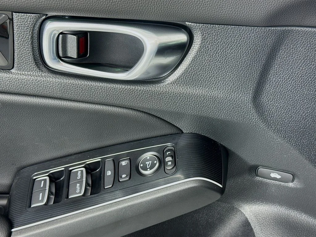 New 2026 Solar Silver Metallic Honda Sport Touring image 27