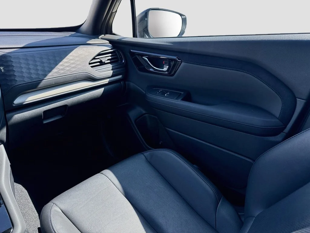 Used 2025 Silver Subaru Limited image 31
