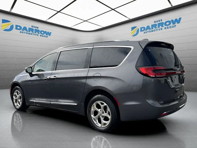 Used 2021 Gray Chrysler Limited image 3