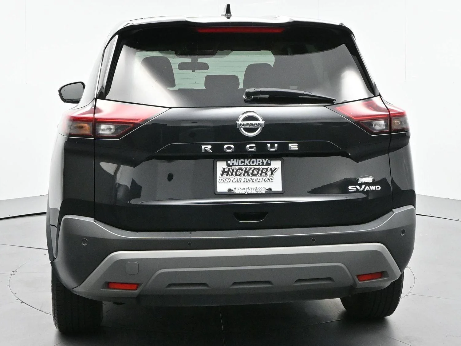 Used 2021 Super Black Nissan SV image 6
