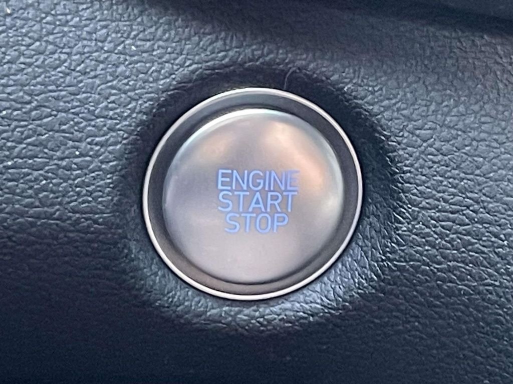 Used 2021 Blue Hyundai SEL image 23
