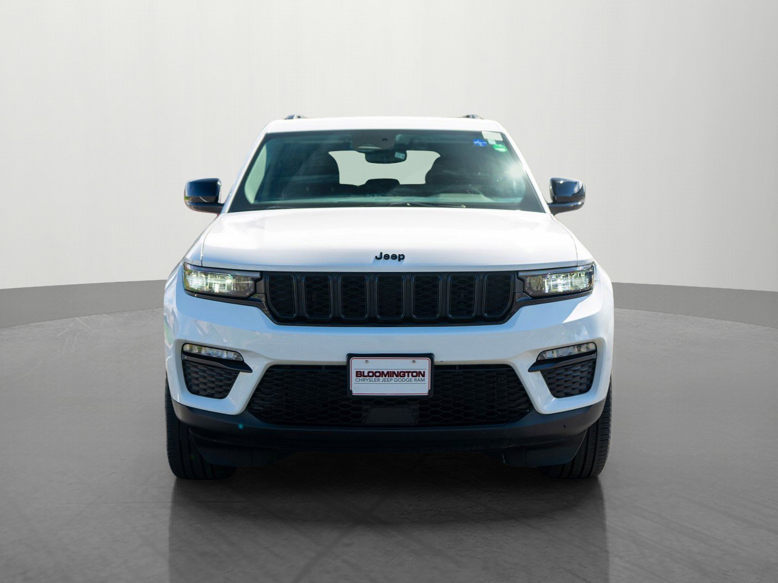 Used 2023 Jeep Grand Cherokee Limited with VIN 1C4RJHBG5PC560649 for sale in Minneapolis, Minnesota