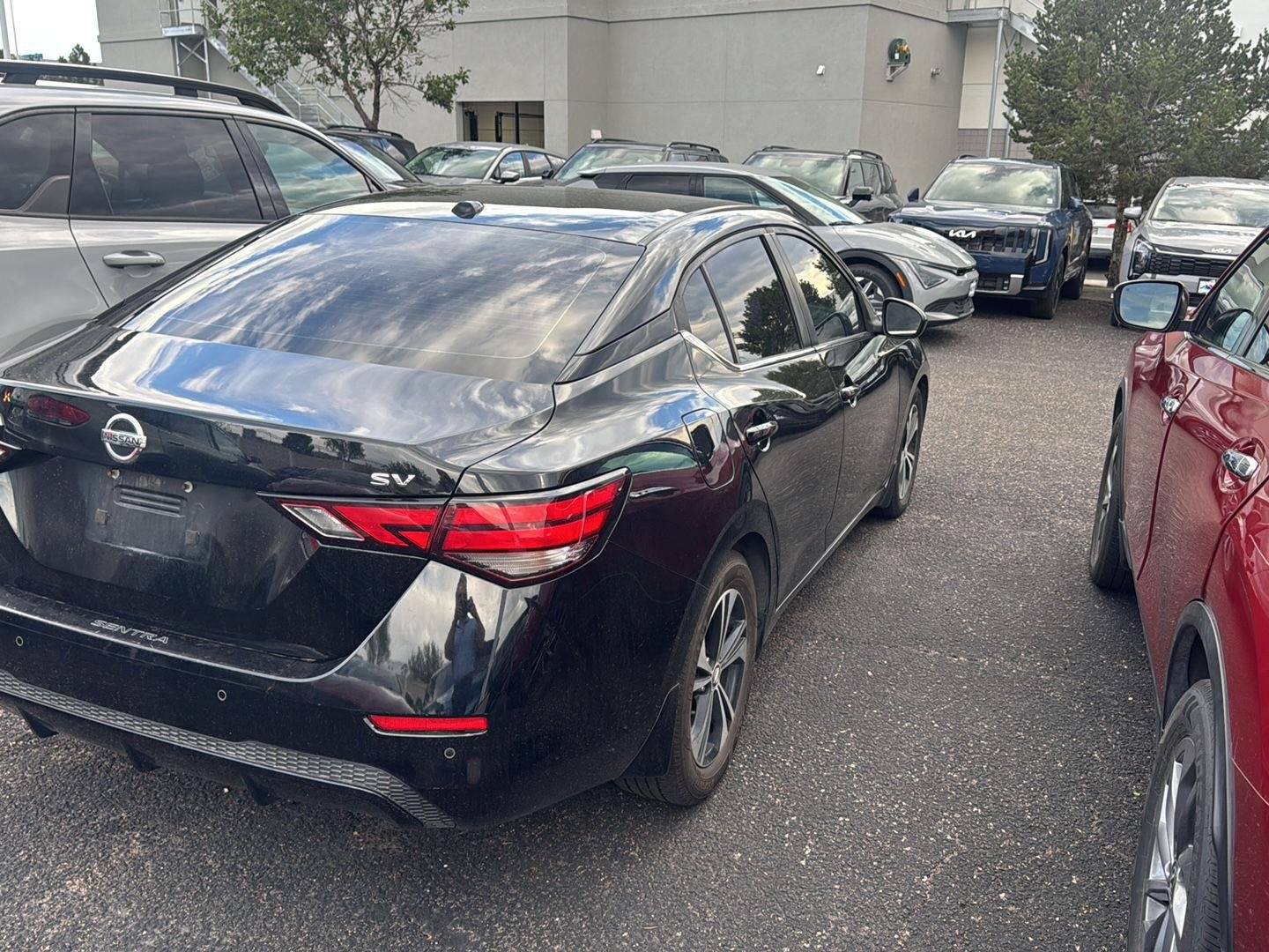 Used 2022 Super Black Nissan SV image 4