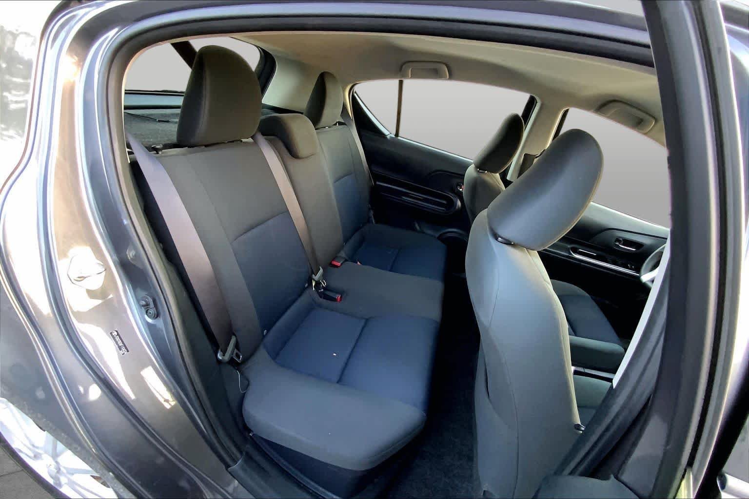Used 2015 Magnetic Gray Metallic Toyota Three image 15