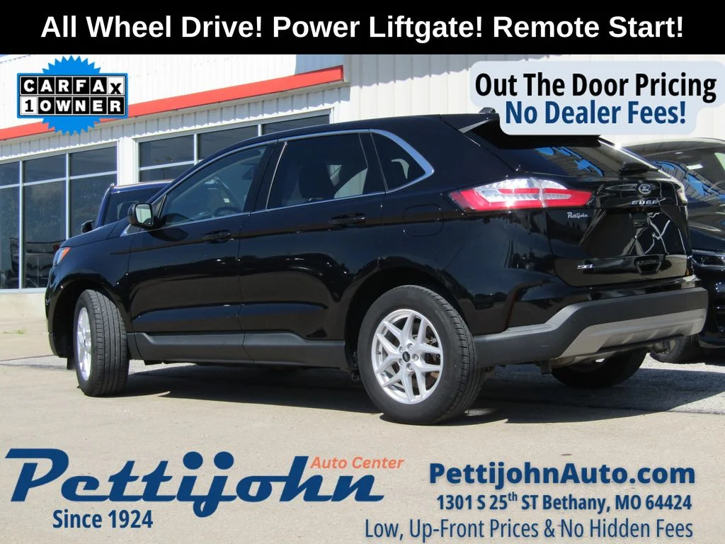 Used 2023 Black Ford SEL image 10