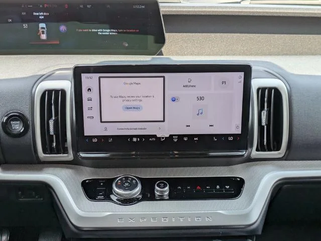 New 2026 Oxford White Ford Active image 52
