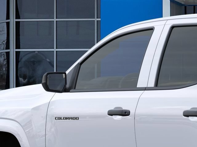 New 2026 Summit White Chevrolet WT image 12