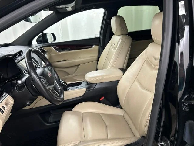 Used 2017 Black Cadillac Luxury image 6