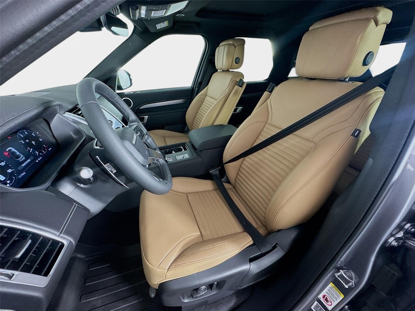Used 2026 Gray Land Rover Dynamic SE image 11