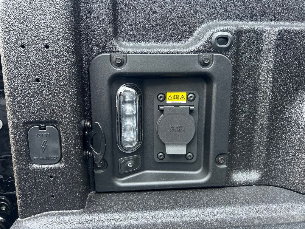 New 2026 Shadow Black Ford XLT image 22