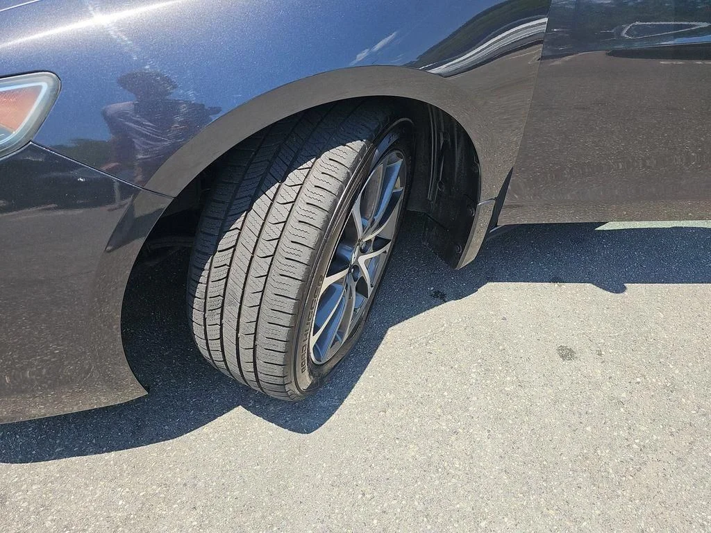 Used 2015  Acura V6 Tech image 30