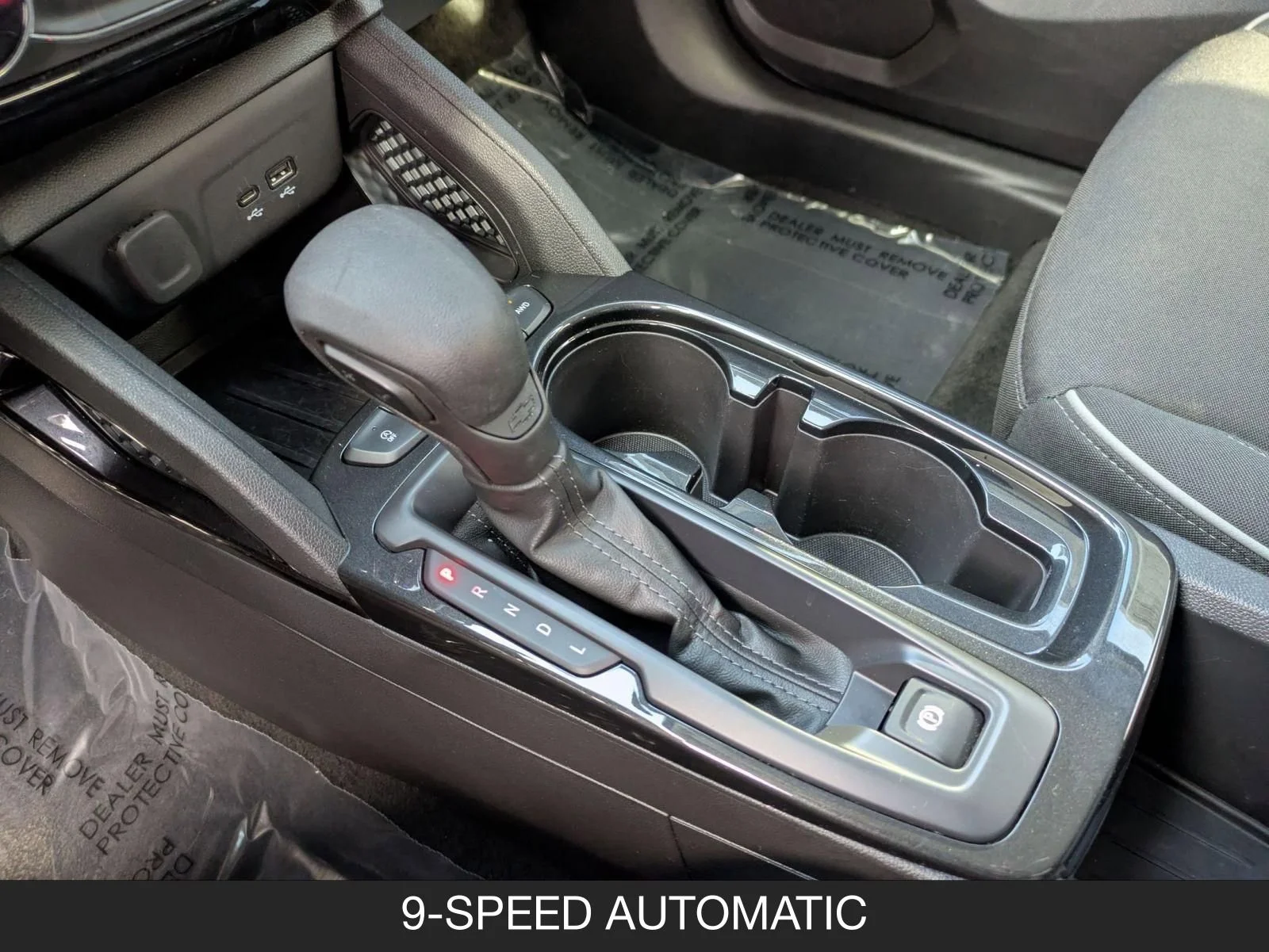 Used 2025 Summit White Chevrolet LT image 16