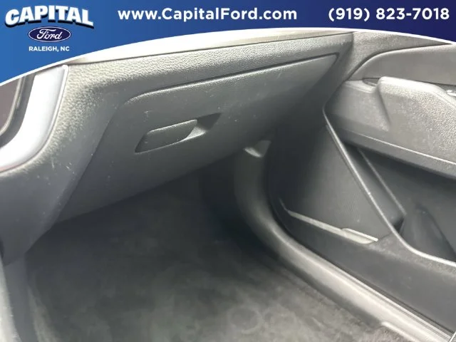 Used 2024 White Kia EX image 27