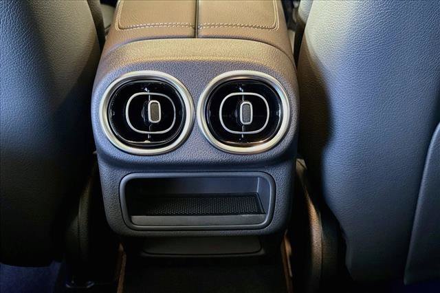 New 2026 Polar White Mercedes-Benz GLC 300 image 53