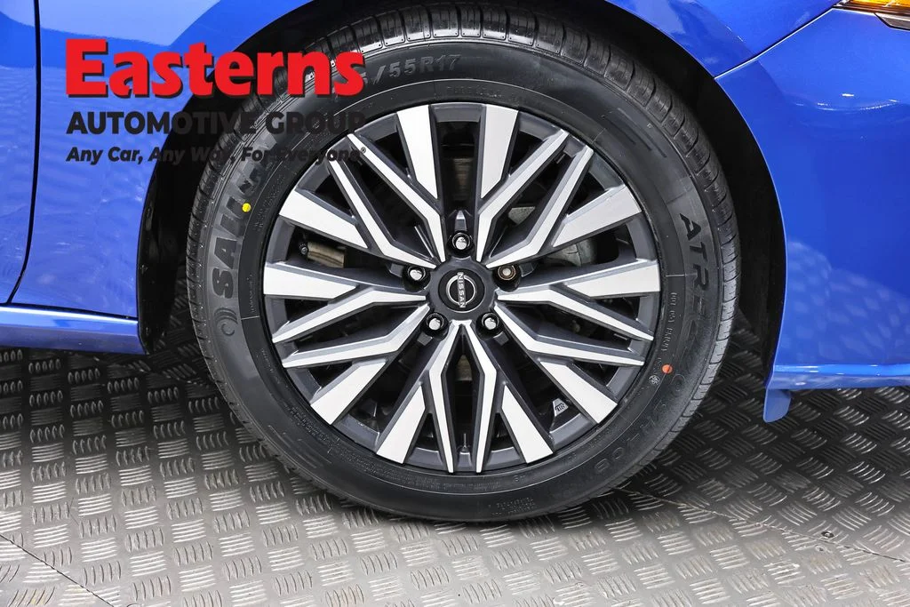 Used 2025 Blue Nissan 2.5 SV image 30