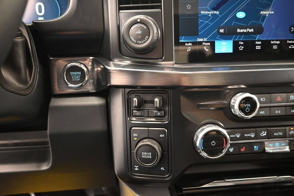 New 2026 Oxford White Ford Lariat image 20