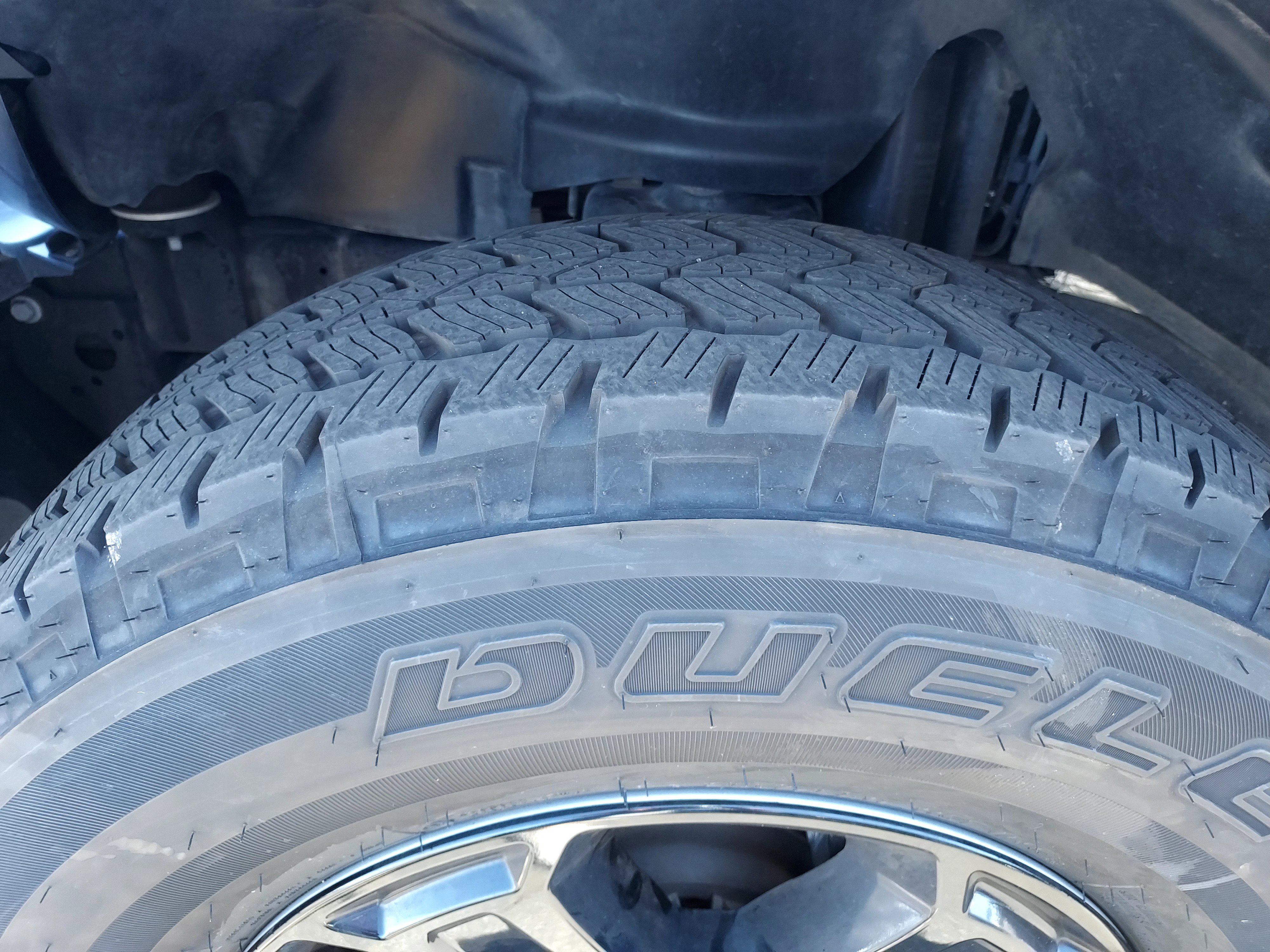 Used 2018 Black Clearcoat Jeep Sport S image 3