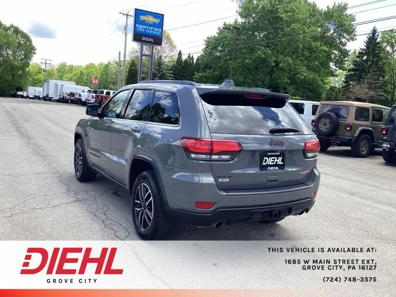Used 2019 Gray Jeep Trailhawk image 5