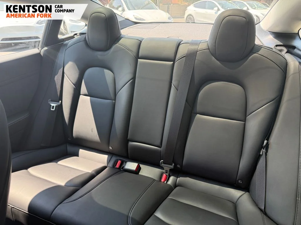 Used 2023 White Tesla Long Range image 29