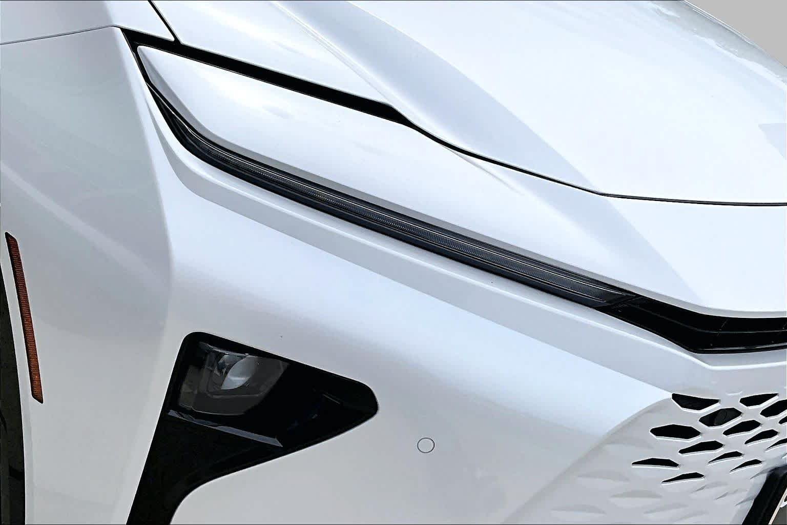 New 2026 Oxygen White Toyota Limited image 13