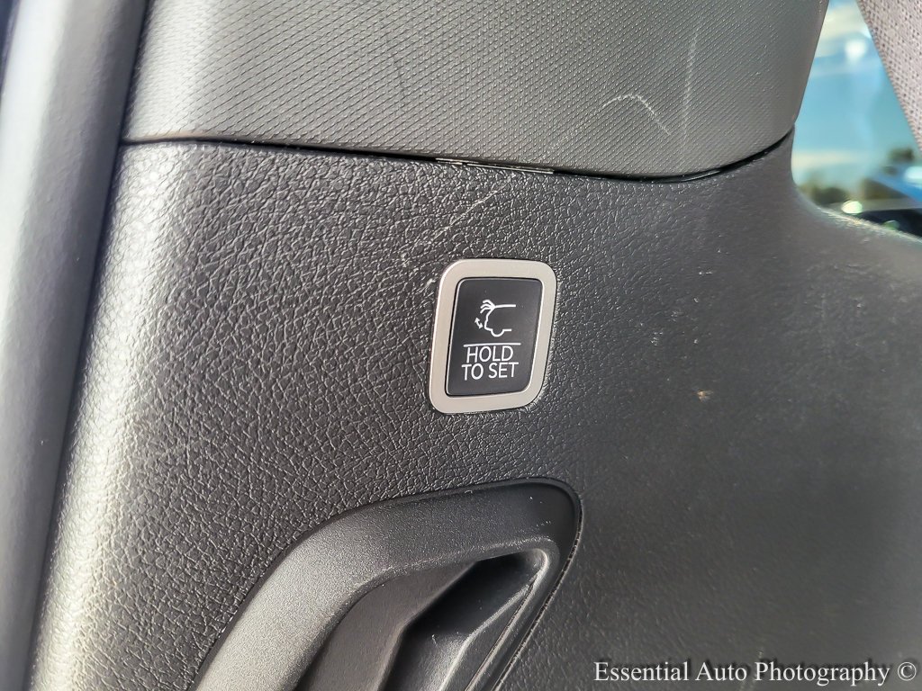 Used 2022 Bright White Clearcoat Jeep Series I image 23