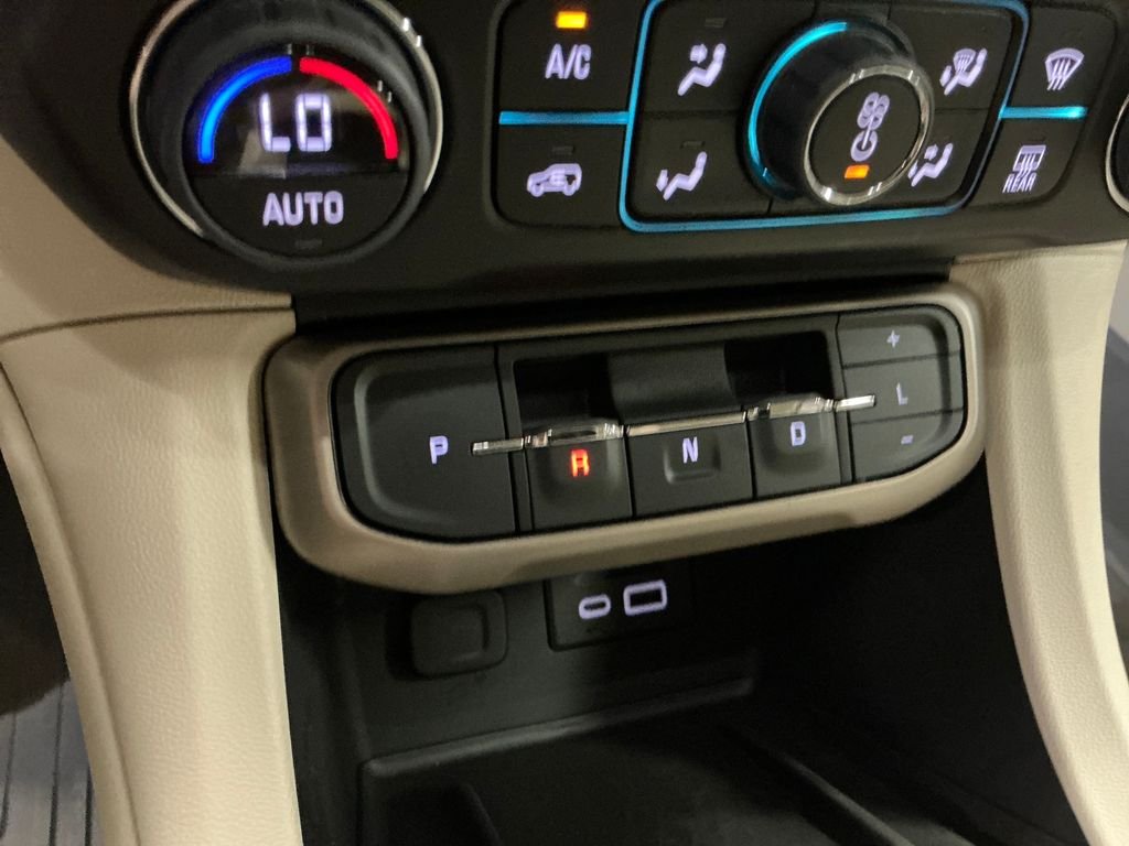 Used 2023 Red GMC Denali image 24