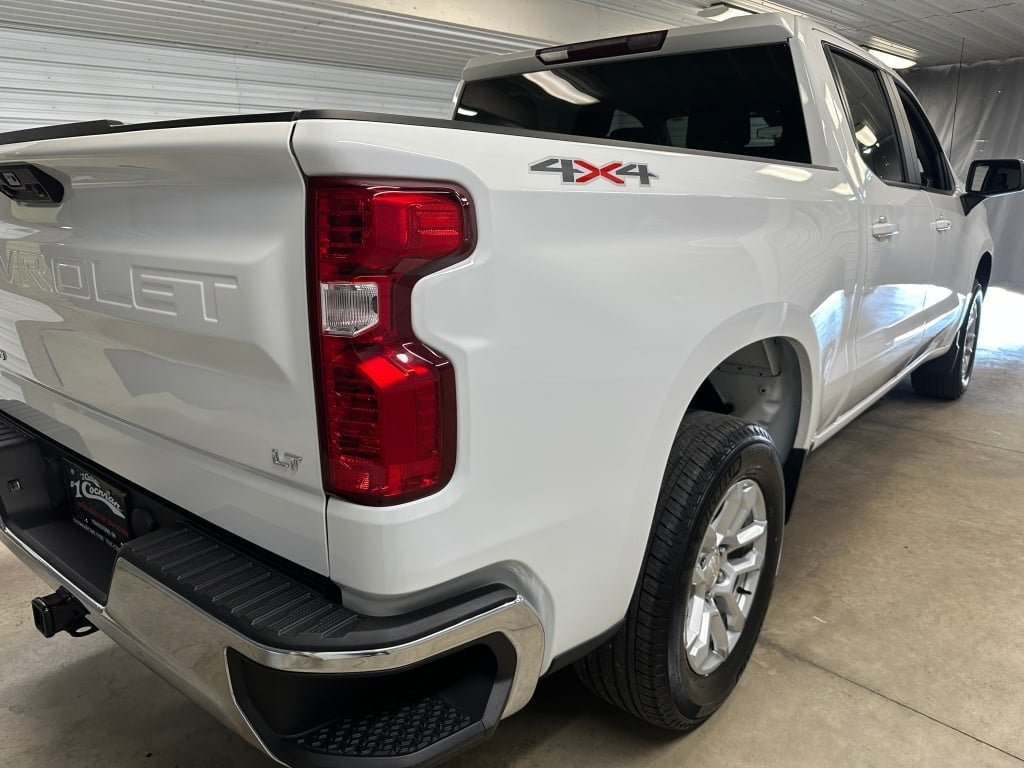 2023 Chevrolet Silverado 1500 LT - Photo 26