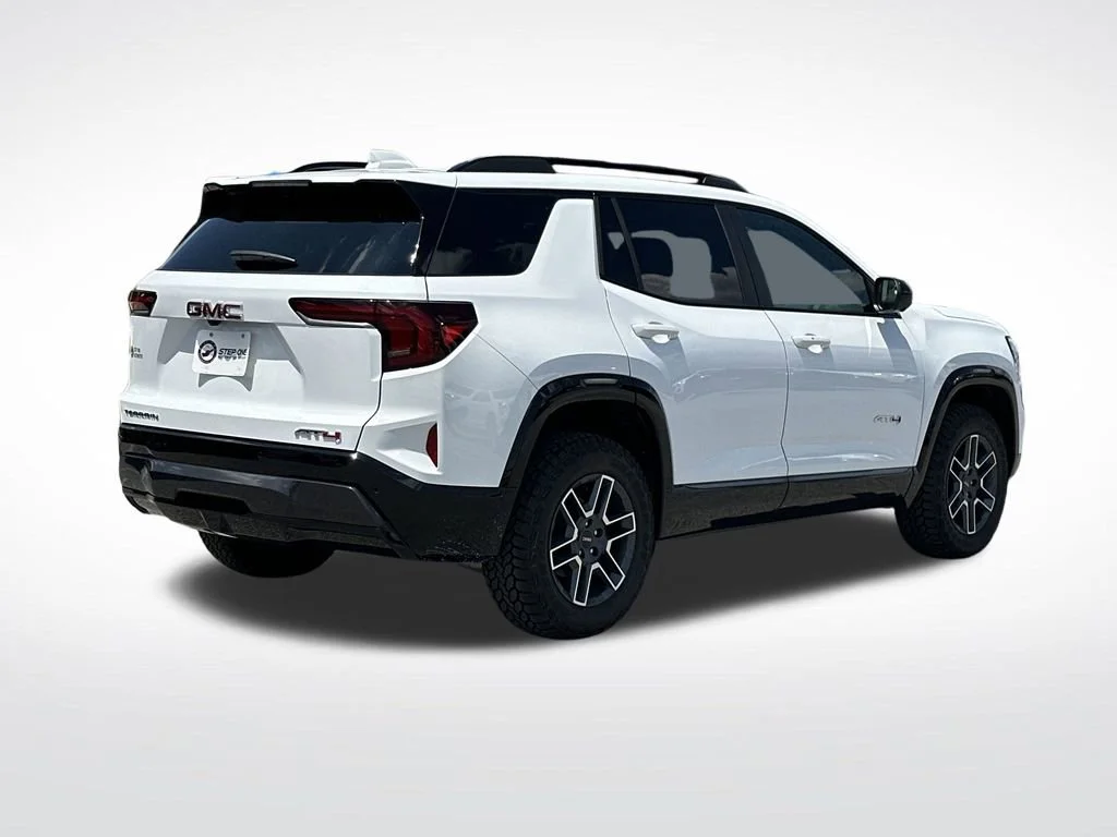 2026 GMC Terrain AT4 - Photo 8