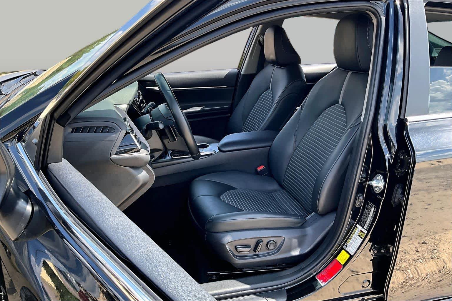 Used 2023 Midnight Black Metallic Toyota SE image 7