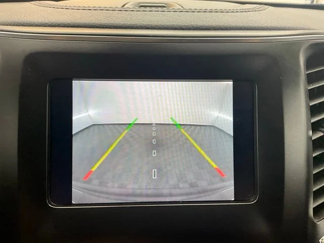 Used 2020 Gray Jeep Latitude Plus image 4