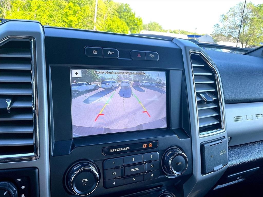 Used 2017 Red Ford Lariat image 16