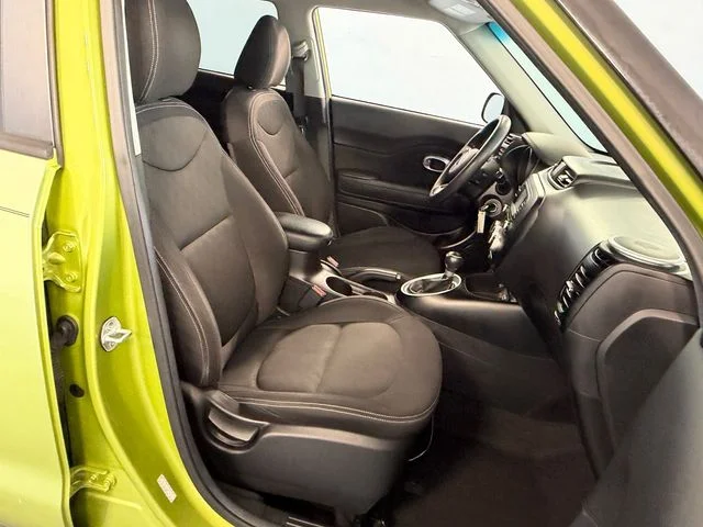 Used 2015 Green Kia Base image 16