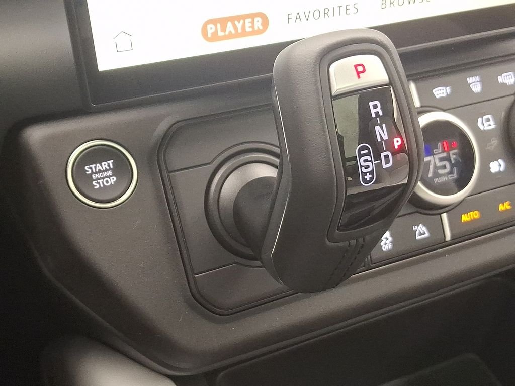 New 2026 Carpathian Grey Land Rover X-Dynamic SE image 11