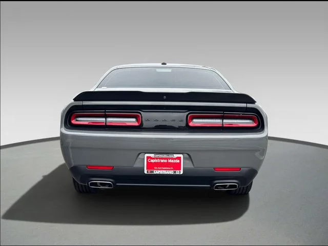 Used 2023 Destroyer Gray Clearcoat Dodge SXT image 5