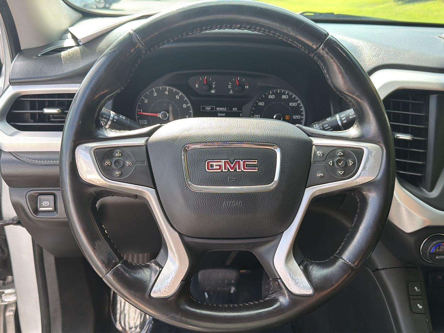 Used 2019 Quicksilver Metallic GMC SLE image 19