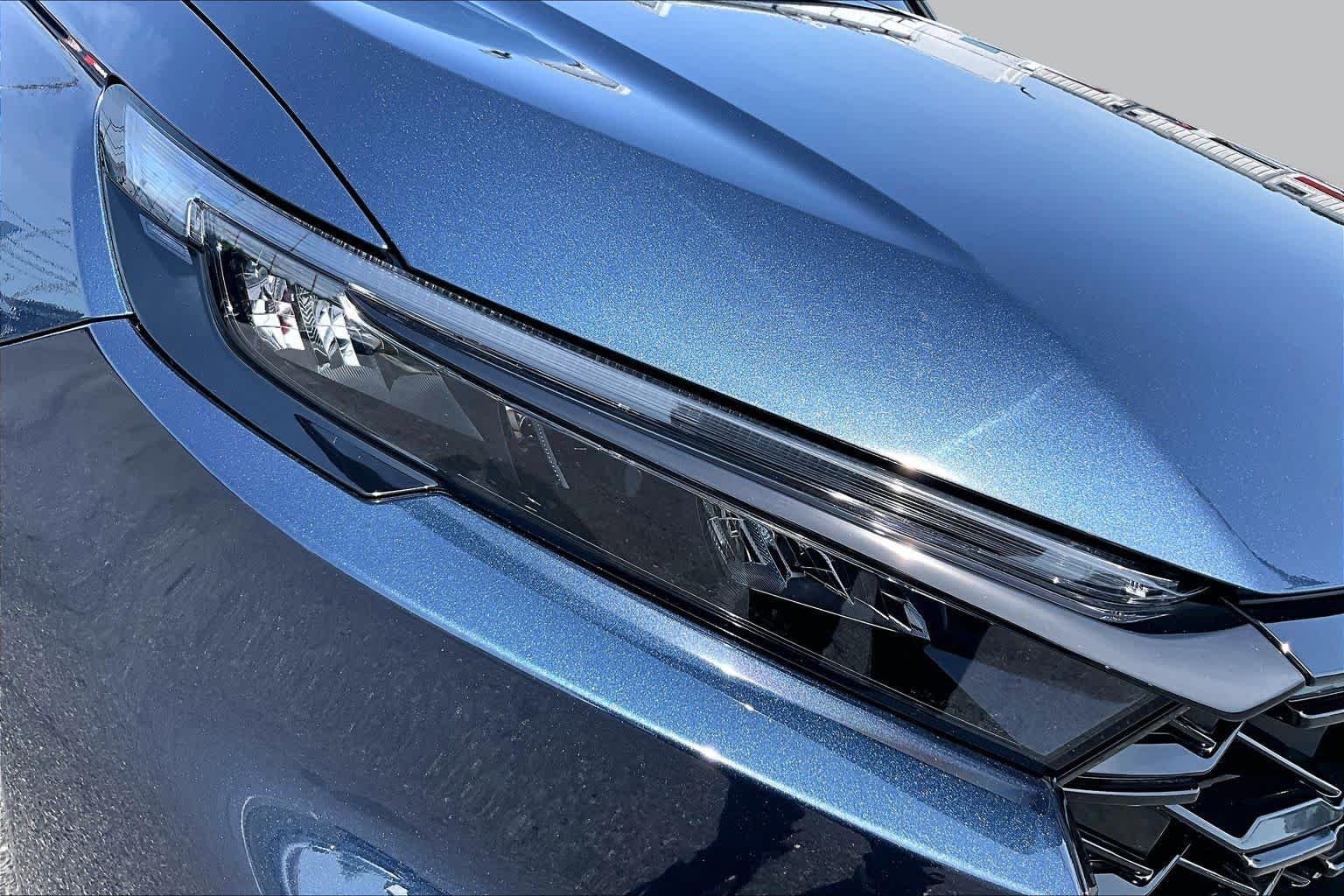 Used 2024 Canyon River Blue Metallic Honda Sport-L image 28