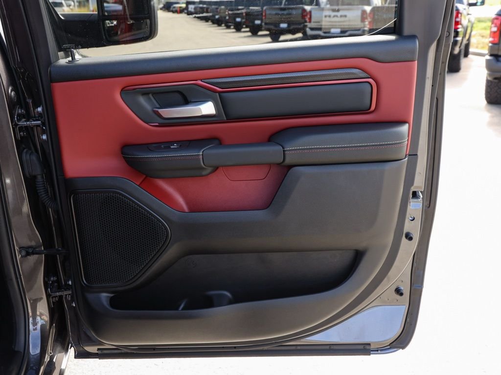 2026 RAM 1500 Rebel - Photo 18