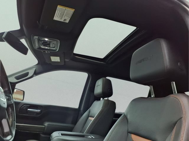 Used 2022 Summit White GMC AT4 image 19