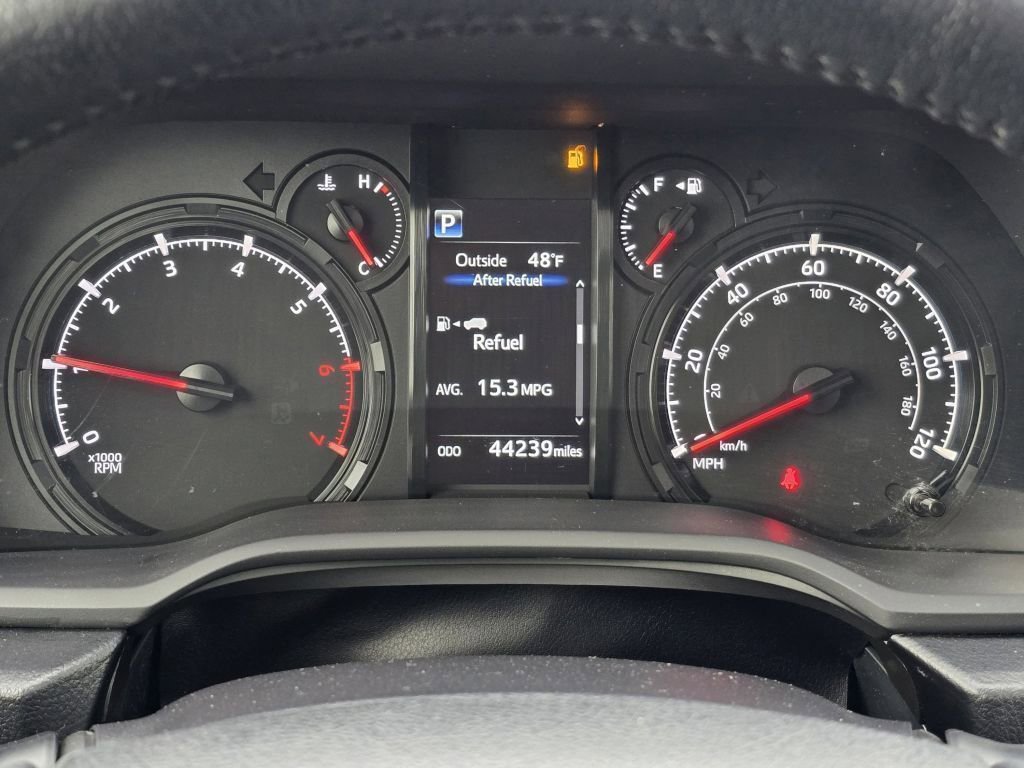Used 2020 Magnetic Gray Metallic Toyota SR5 Premium image 16