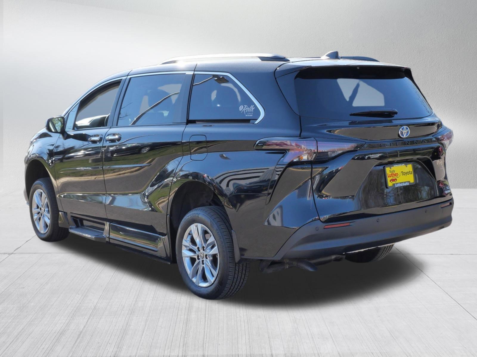 Used 2024 Midnight Black Metallic Toyota XLE image 5
