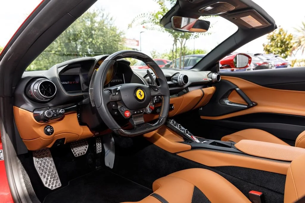 Used 2023 Rosso Berlinetta Ferrari  image 10