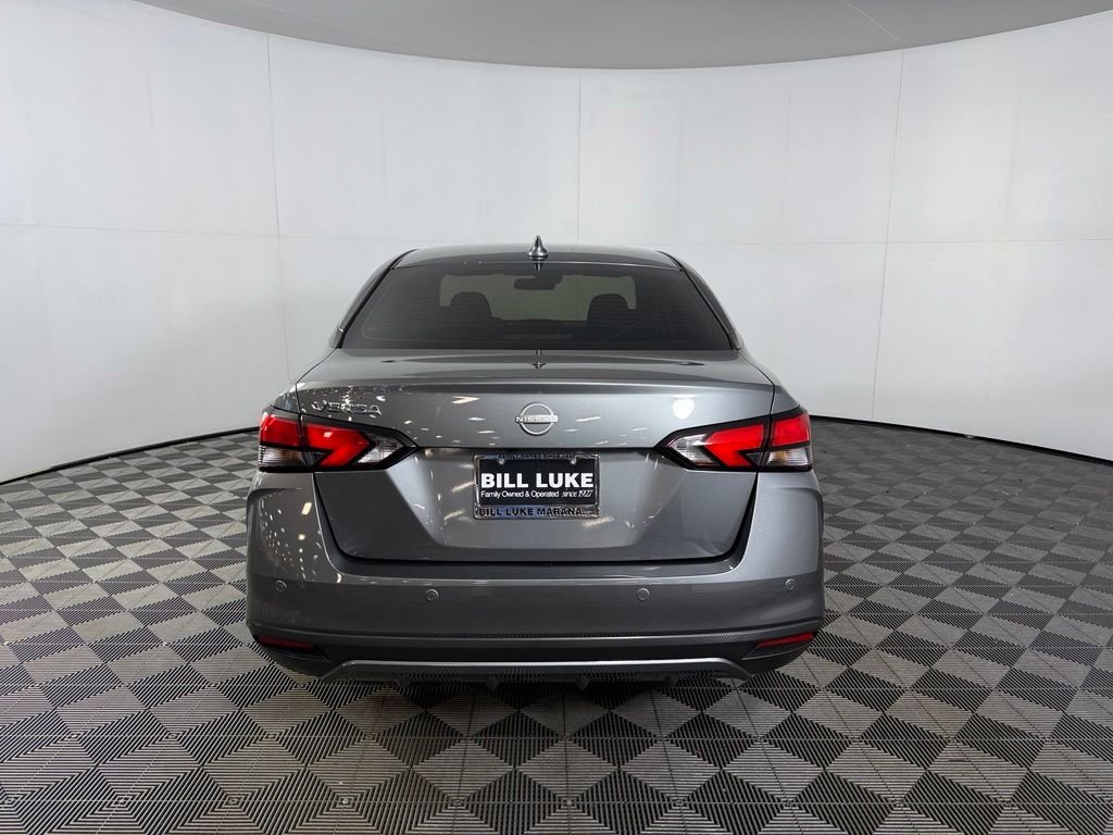 2025 Nissan Versa Sedan SV - Photo 9