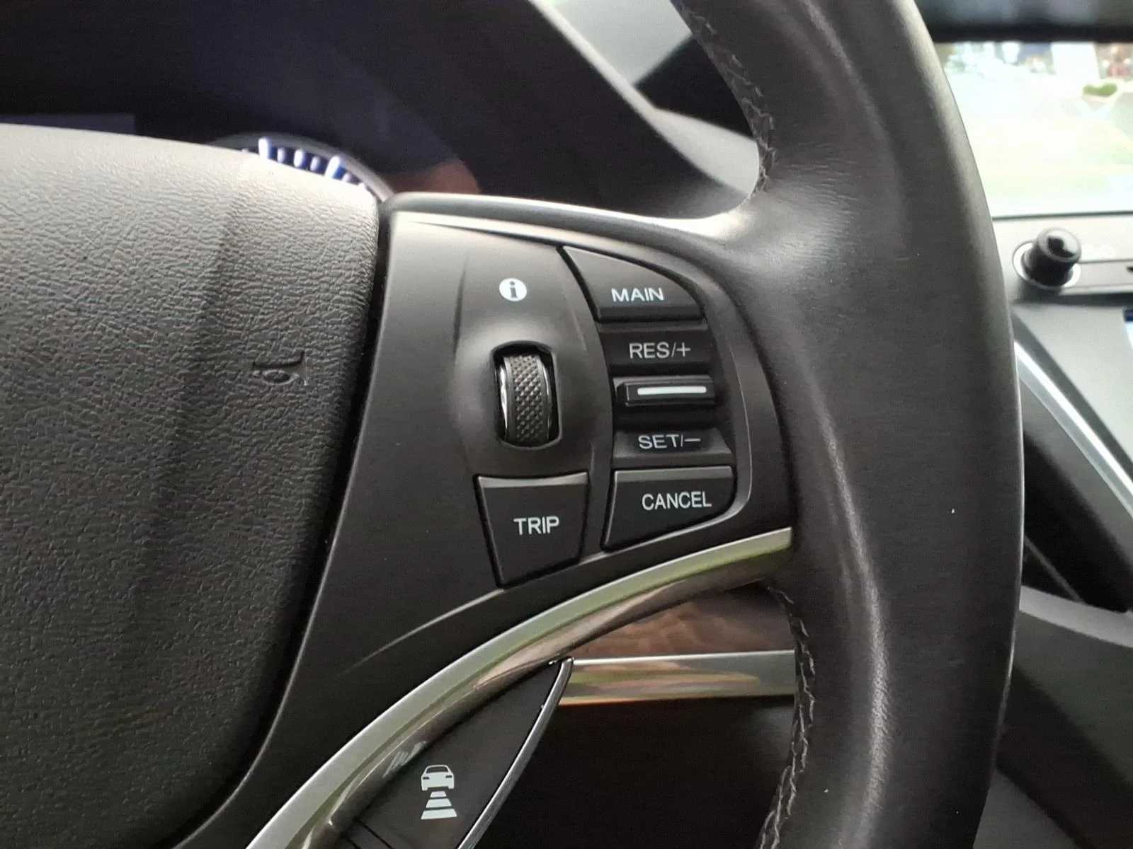 Used 2020 Lunar Silver Metallic Acura SH-AWD with Technology Package image 25